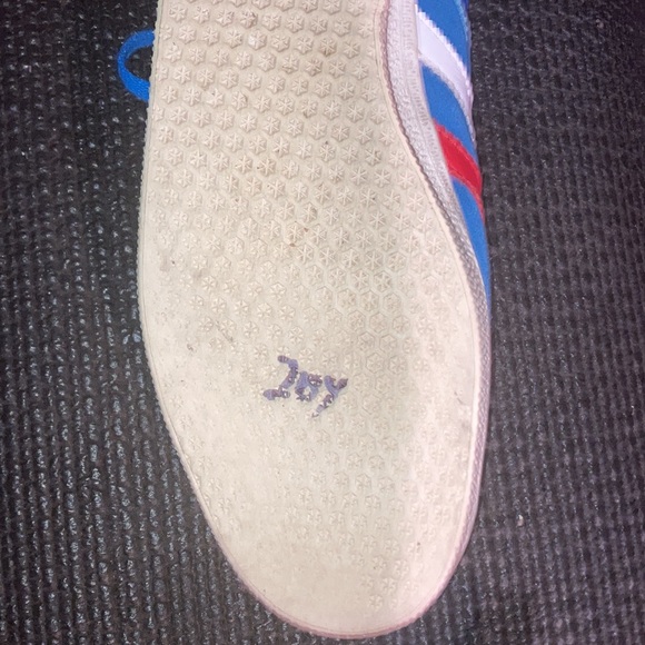 ⚽️?? Adidas MI #33 Red White & Blue Size 10.5 Gazelle Style Blue Suede ??⚽️